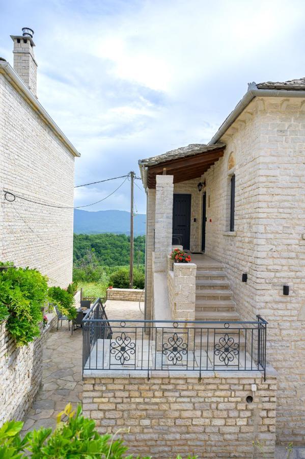 The Five Keys Hotel Monodendri Exterior photo