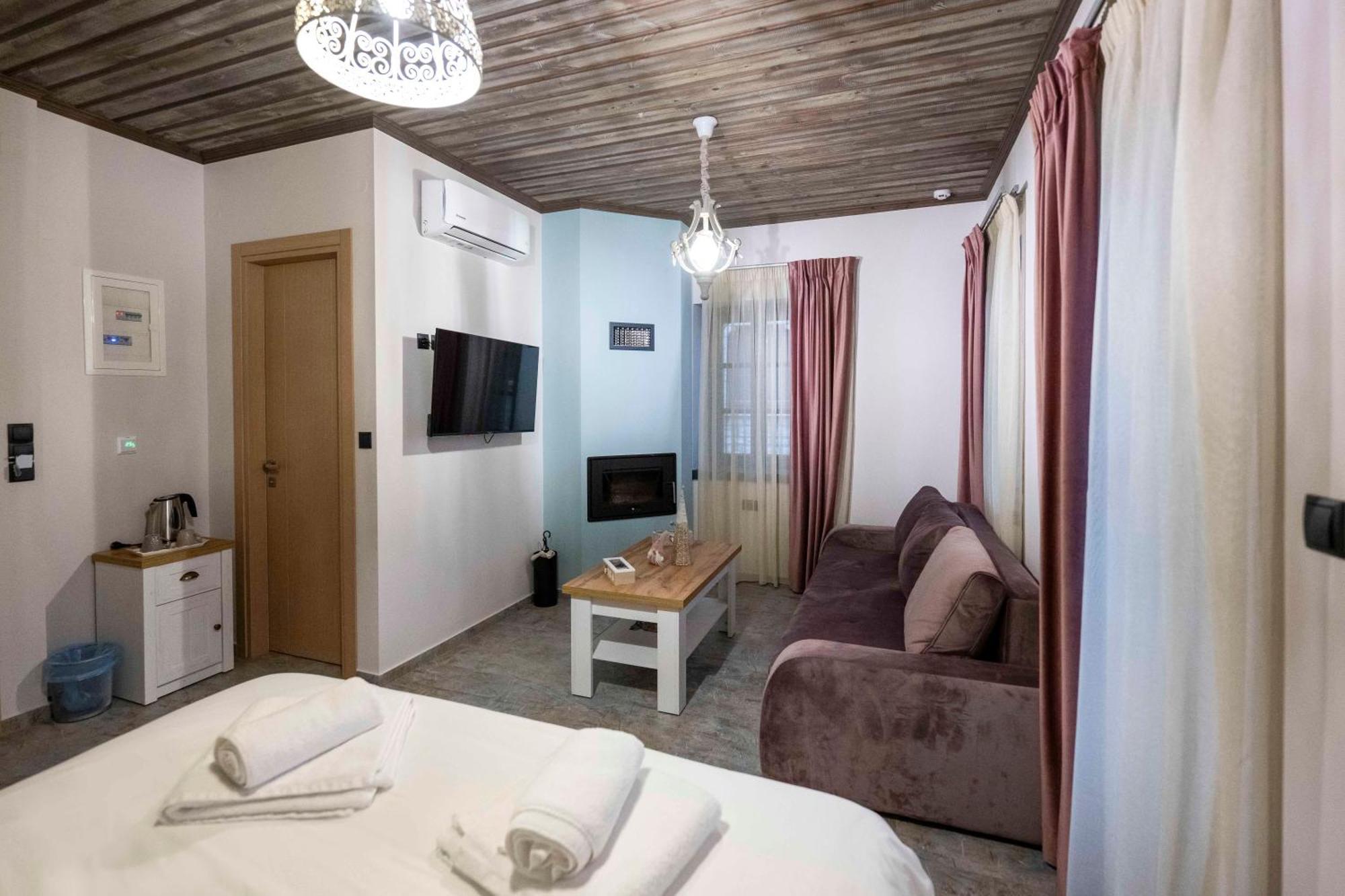 The Five Keys Hotel Monodendri Exterior photo
