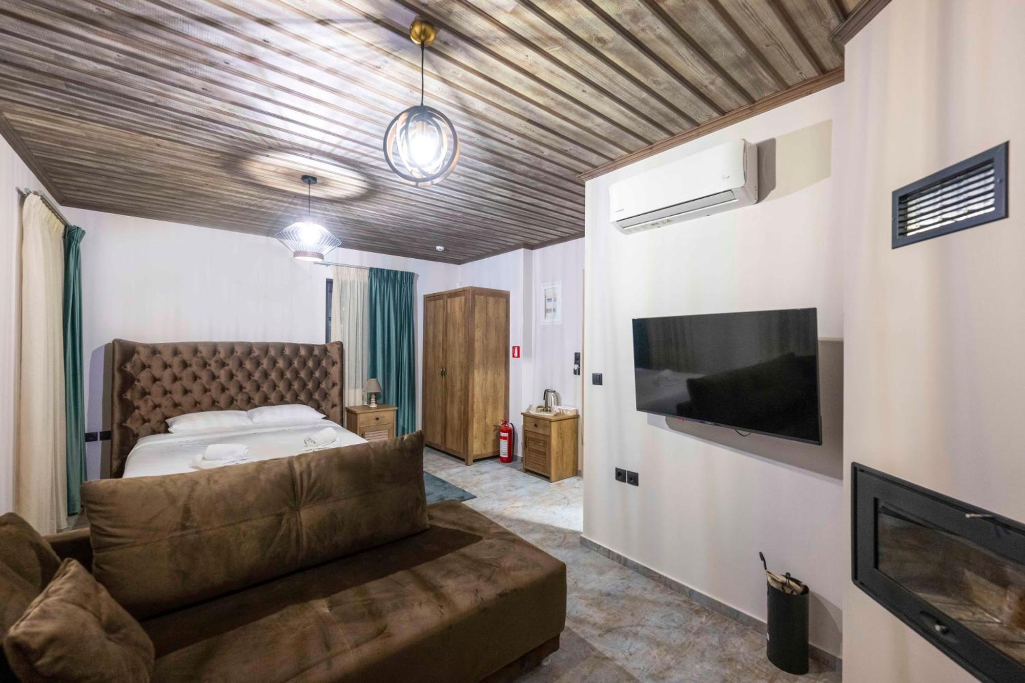 The Five Keys Hotel Monodendri Exterior photo