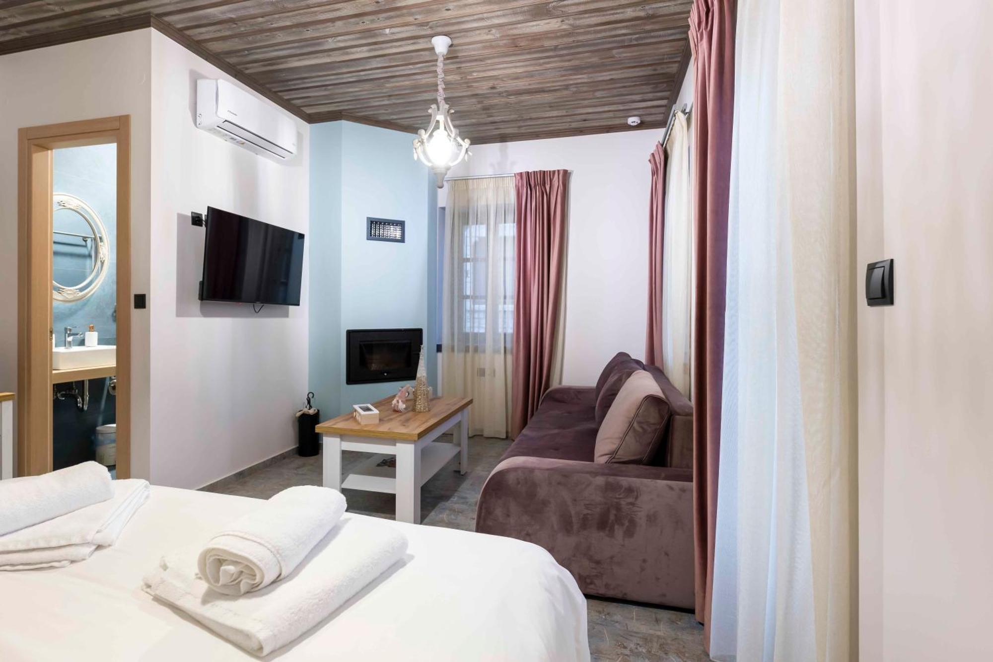 The Five Keys Hotel Monodendri Exterior photo